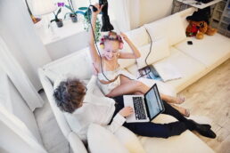 Sesja-slubna-w-domu-009 9 Sesja-slubna-w-domu-009 9